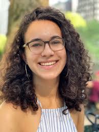 Cecelia Hinds's Instagram, Twitter & Facebook