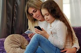 6 quy tắc cha mẹ cần biết trước khi cho con sử dụng điện thoại - Báo Gia  Đình Việt Nam