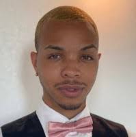 Derrick Avery's Instagram, Twitter & Facebook