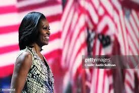 Fredericka Bryant photographs Sloan Brant in a mock Oval Office of... News  Photo