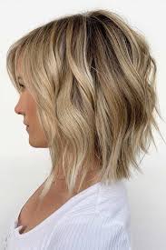 The Most Flattering 50 Haircuts For Square Faces Lovehairstyles Com In 2020 Haircut For Square Face Square Face Hairstyles Hair Styles