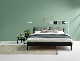 In kleineren schlafzimmern sollten helle farben zum einsatz kommen, damit der raum nicht zu erdrückend wirkt. Farben Im Schlafzimmer Tipps Fur Eine Harmonische Gestaltung