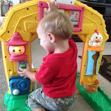 We Got The Fisher Price Laugh Learn Barn It S So Much Fun Best Gifts Top Toys Best Toddler Toys Best Kids Toys Cool Toys For Boys