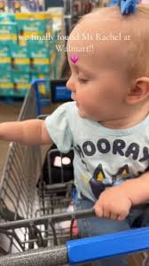 She spotted her before i did 😂 @Ms Rachel #msrachel #msrachelsongforlittes  #momsoftiktok #babytok #msrachelbaby #fyp