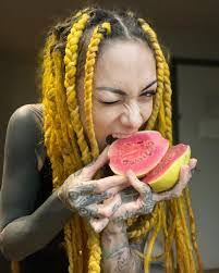 Floyd Raynard's Instagram, Twitter & Facebook