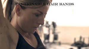 Amazon.com: Loqpol 5 ligas doradas para el cabello, bandas elásticas  elegantes con cuentas de metal, soportes para cola de caballo sin daños,  bonitos accesorios decorativos para el cabello para mujeres y niñas :