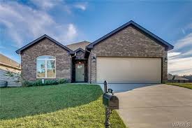 Residential Property For Sale In Tuscaloosa Al Mls 124336 Learn More From The Gray Group At Kelle Custom Built Cabinets House Styles Keller Williams Realty