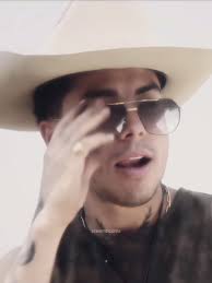 PAPI ERES MI VAQUERO 🫦 #fyp #parati #vaquero #mariobautista #bautisters  #fenix #viralvideo #edit #mamisoytuvaquero