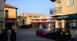 1964 yılında kıbrıslı türkler mecburen erenköy'e çekilmişler ve sırtlarını denize vererek savunma hattı. Dillirgalilar Erenkoy Den Koccina Gecit Istiyor Havadis Gazetesi Kibris Haber