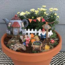 Check spelling or type a new query. 17 Indoor Fairy Garden Container Ideas To Make Your Friends Jealous