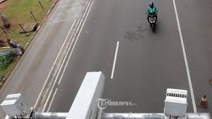 © 2021 eötvös loránd university. Cara Mengecek Denda Tilang Elektronik Atau Elte Di Dki Jakarta Makassar Dan Bandung Blog Tribunjualbeli Com