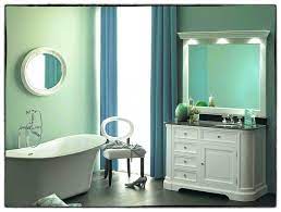 Désormais, la salle de bains devient une véritable pièce à vivre, que l'on décore comme un espace de la maison à part entière. Meubles Salle De Bain Vintage Photos Et Idees Pour Votre Deco Retro