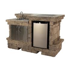 hot new designs for outdoor living :