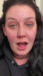 Katie Lipscomb's Instagram, Twitter & Facebook