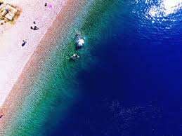 Δημοφιλή ακίνητα δες επιλεγμένες προτάσεις για κατοικίες. Aigio Mpalkoni Me 8ea Ton Korin8iako Passenger