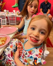 Jillian Horton Sweet (@jillianhsweet) • Instagram photos and videos