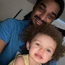 Reginald Easley's Instagram, Twitter & Facebook