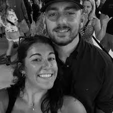 Morgan Estes's Instagram, Twitter & Facebook