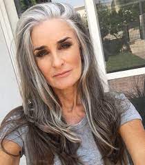 On the eyelid, i swept a layer of grey and ash shadow. 87 Gray Modeling Ideas Beautiful Gray Hair Silver Hair Hair Beauty