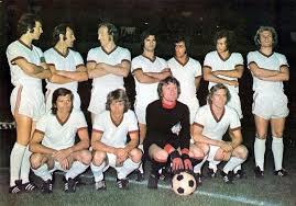 Fussball Club Bayern Munchen E V 1972 73 Arriba F Beckenbauer Roth Schwarbenbeck G Muller Krauthausen P Germany Football Bayern Munich Football Club