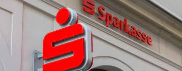 Sparkasse Liebaugelt Mit Eigener Online Bank