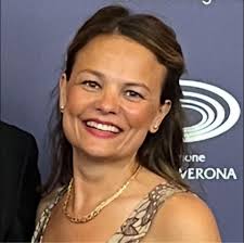 ✏️ @cazzulloaldo ed Elvira Serra) Vittorio Emanuele Parsi e Tiziana Panella  sono diventati marito e moglie il 18 gennaio scorso a Casina di Macchia  Madama, a Roma. Duecento invitati, c'erano anche i