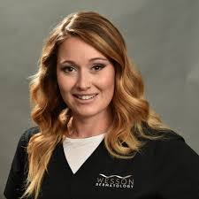 Karen Wesson's Instagram, Twitter & Facebook