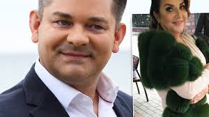 W muzyka wcielili się krzysztof czeczot i jakub zając (zenek w młodości). Danuta Martyniuk Jak Wygladala W Wieku 34 Lat Wideo