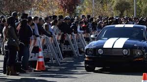 34°27'11.92n 118°34'44.16w he die at age 40 while in the midst of his charity event. Eine Woche Nach Todlichem Unfall Tausende Fans Gedenken Paul Walker Panorama Stuttgarter Zeitung