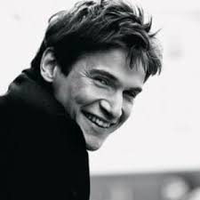 Hunting High & Low — Cortes