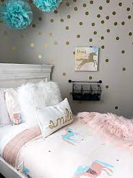 Unicorn bedroom ideas 10 ideally, receive a wooden bed and paint the bed frame with exactly the same shade of beige as the remaining part of the room so that it blends in seamlessly into your bedroom. Simple Tween Unicorn Themed Bedroom Unicorn Thehousewith7dogs Girls Bedroom Themes Tween Girl Bedroom Tween Girls Bedroom Design