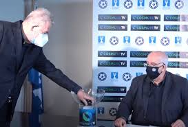 Polish your personal project or design with these logo transparent png images, make it even more personalized and. Kypello Elladas Olympiakos O Agrafiwths Epiane Ta Mpalakia Gia Na Dei An Einai Krya Video