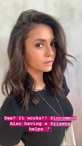 Pin By Ju On New Look Nina Dobrev Hair Celebrity Short Hair Mommy Haircuts
