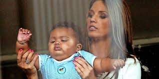 Katie price, 42, ist in großer sorge: Um Die Geschwister Zu Schutzen Katy Price Gibt Ihren Sohn In Ein Heim