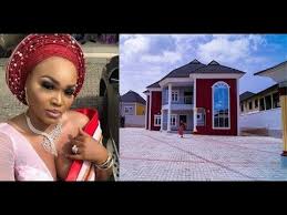 Nollywood actress iyabo ojo went full throttle in announcing her newly acquired apartment in lekki area of lagos, two years after her colleague mercy aigbe. Mercy Aigbe Denies Her House Was Bought By Governor Bounce Daily Round Youtube