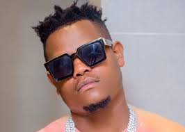 Bruce Melodie agiye guhurira mu gitaramo n'abahanzi barimo Usher na Nicki  Minaj