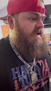 One-Wipe Cleaning Tips for a Satisfyingly Clean Bathroom