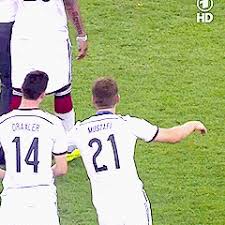 Join wtfoot and discover everything you want to know about his current girlfriend or wife, his shocking salary and the amazing tattoos that are inked on his body. Shkodran Mustafi Tumblr German Football Players Julian Draxler Sportsman
