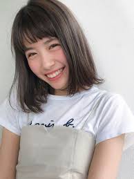 オーダーの多い 肩につくか つかないかギリギリのボブスタイル やわらかさと動きが出て 髪がやわらかい人でもオススメです ボブ 黒髪ボブのヘアスタイル 前髪 ロング
