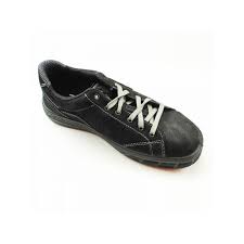 Dans cette vidéo, nous avons sélectionné un très grand choix de chaussures de sécurité cuisine. Chaussures De Securite De Cuisine Basket Noir Et Gris Norme S3 Upower