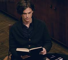 They investigate almost any kind i have watched both tv series, albeit just few season of criminal minds as comapred to all season i personally like criminal minds the most because the characters are given more background (which in. 31 Books Mentioned By Spencer Reid On Criminal Minds The Slanted Bookshelf