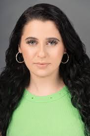 Alexis Plaza's Instagram, Twitter & Facebook