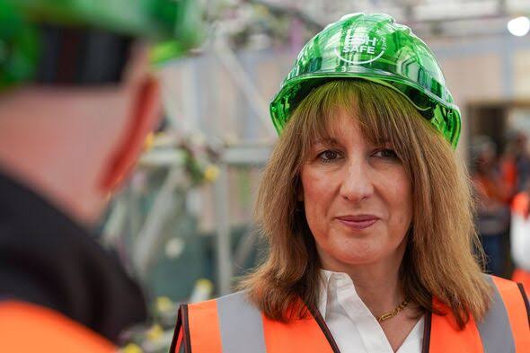 Rachel Reeves is sleepwalking Britain into a disaster - 1 grim figure just  proved it | Politics | News | Express.co.uk