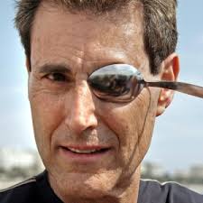 Hire Uri Geller · Comicus Comedian Hire