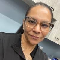 Sunni Tanner's Instagram, Twitter & Facebook