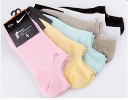 kit 5 pares meia soquete nike nº 34 a 39 material algodao e elastano qualquer duvida entrar em contato conosco htt fashion socks outfit shoes nike outfits