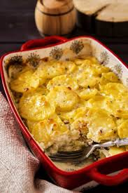 Gratin Au Bleu Une Preparation De Pomme De Terre Qui Accompagnera Une Viande Rouge Recette Gratin Pomme De Terre Recettes De Cuisine Recette