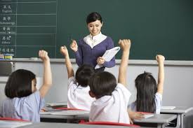 Gambar mewarnai guru sedang mengajar. Pengumuman Dibuka Lowongan Guru Untuk Ditempatkan Di 8 Negara