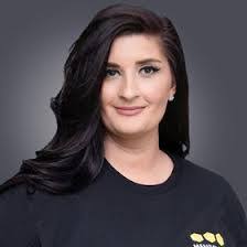 Diane Toliver's Instagram, Twitter & Facebook