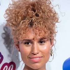 Singer/songwriter raye, who's had huge success working with top artists such as john legend and listen to the full episode of white wine question time below to hear raye talk about cancel culture. Raye R B Singer Overview Biography
